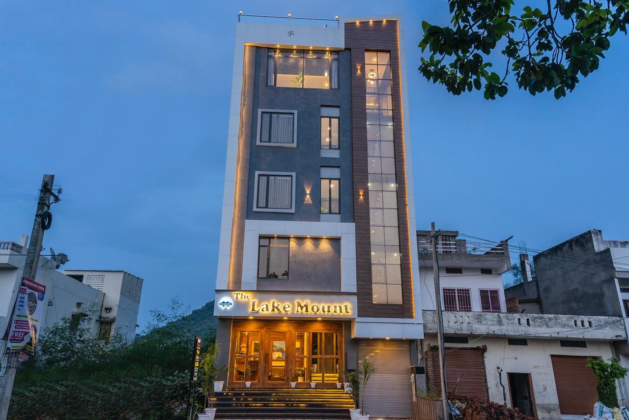 WhatsApp Image 2025-11-19 at 6.57.27 PM (2)